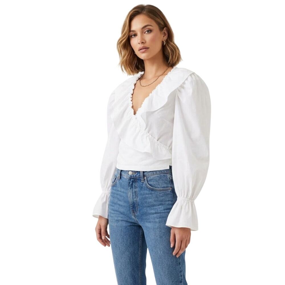 Courtyard Womens Crop Top XS White Coquette Softgirl Dreamy Ruffled Clean Girl